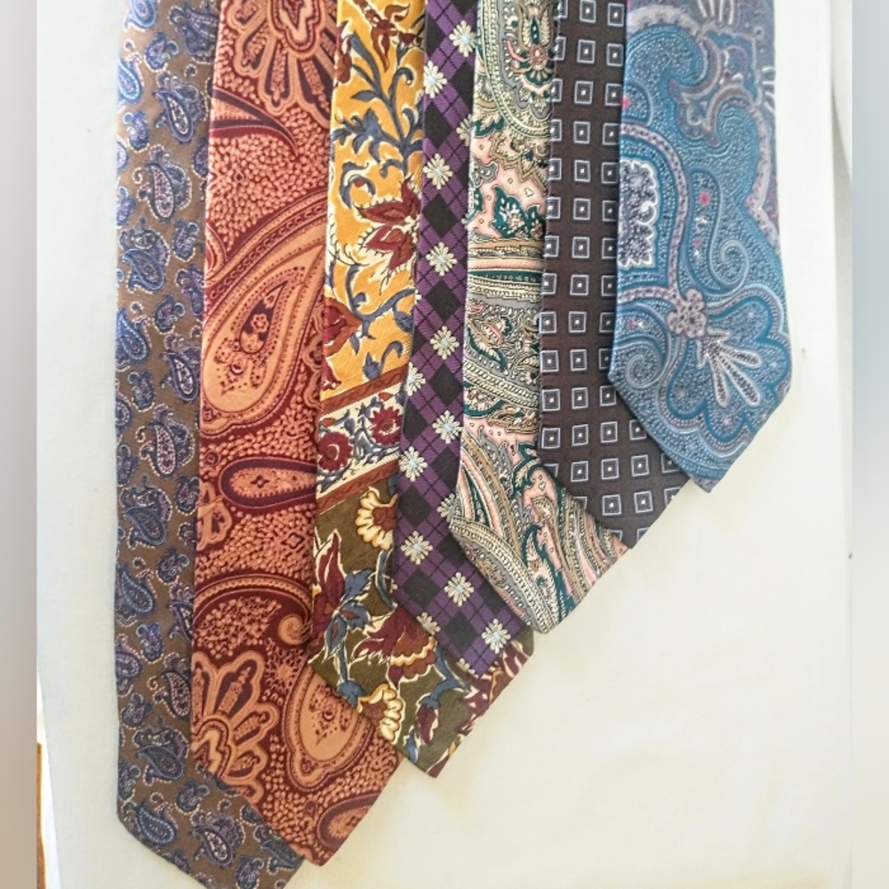 👔 Group of Designer Vintage Men's Neckties